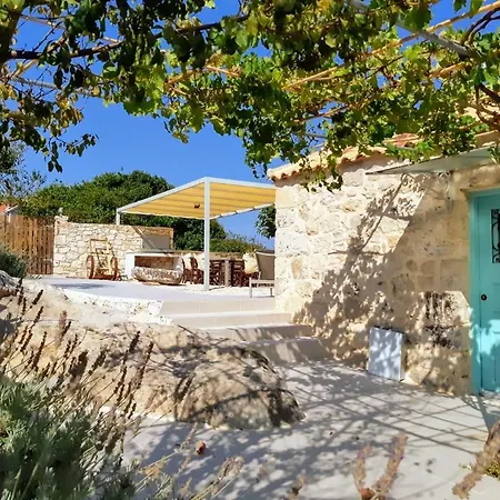 The House. Light & Stone. * Lixouri