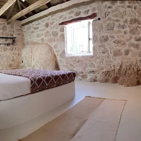 The House. Light & Stone. Lixouri