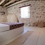 The House. Light & Stone. Lixouri