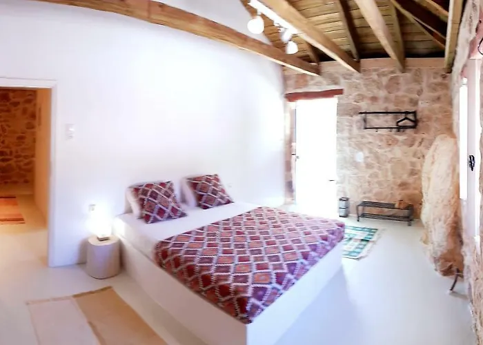 Vila The House. Light & Stone. *