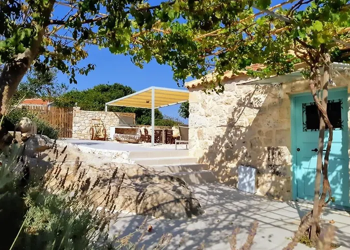 The House. Light & Stone. * Ληξούρι