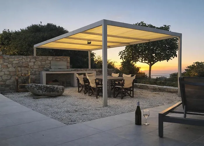 The House. Light & Stone. * Ληξούρι