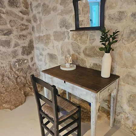 Light & Stone Villa, Kefalonia ליקסורי
